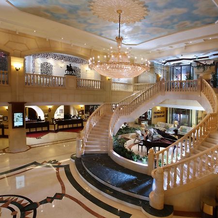 Knight Castle Hotel Dubai Dış mekan fotoğraf Lobby