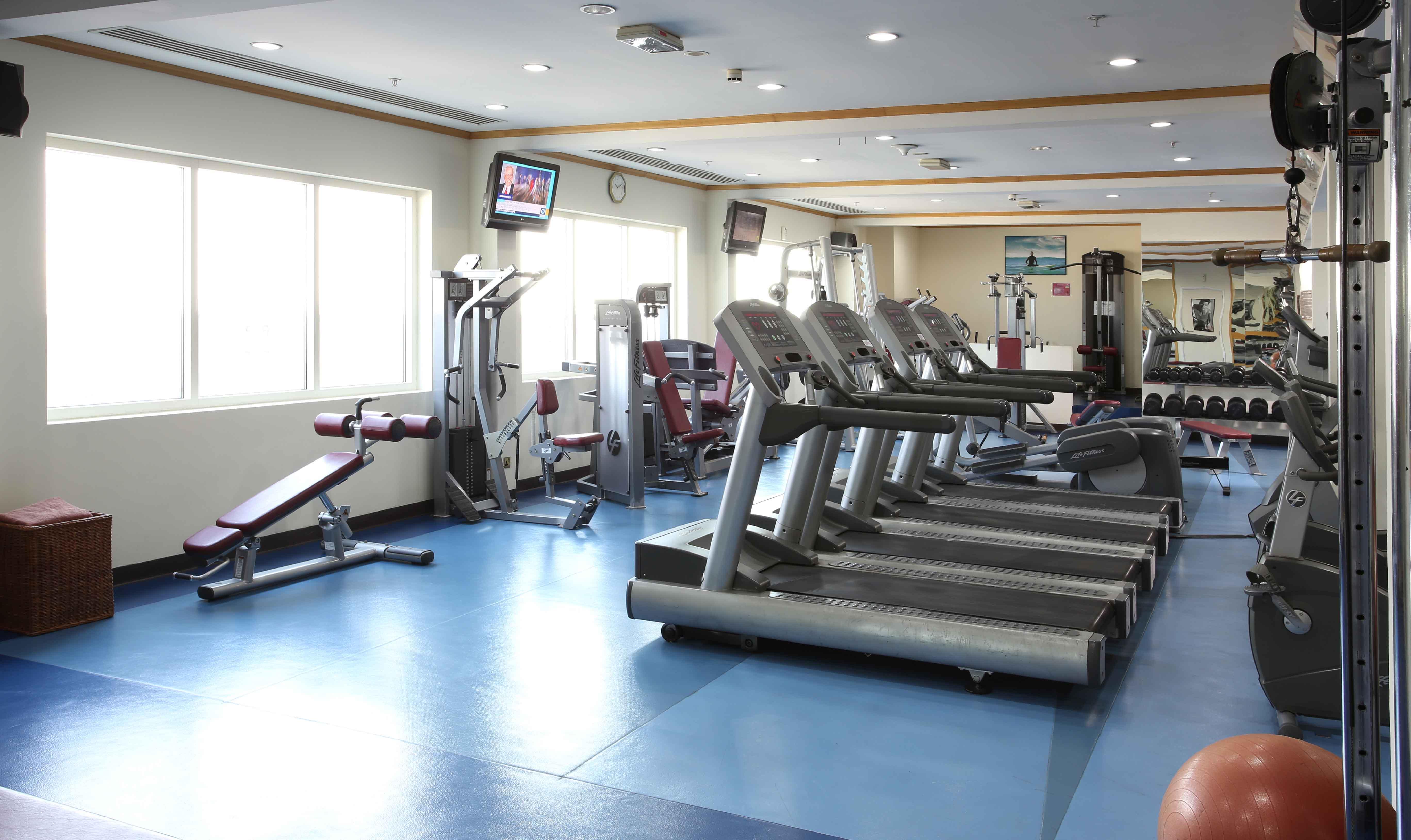 Knight Castle Hotel Dubai Dış mekan fotoğraf A gym in Dubai