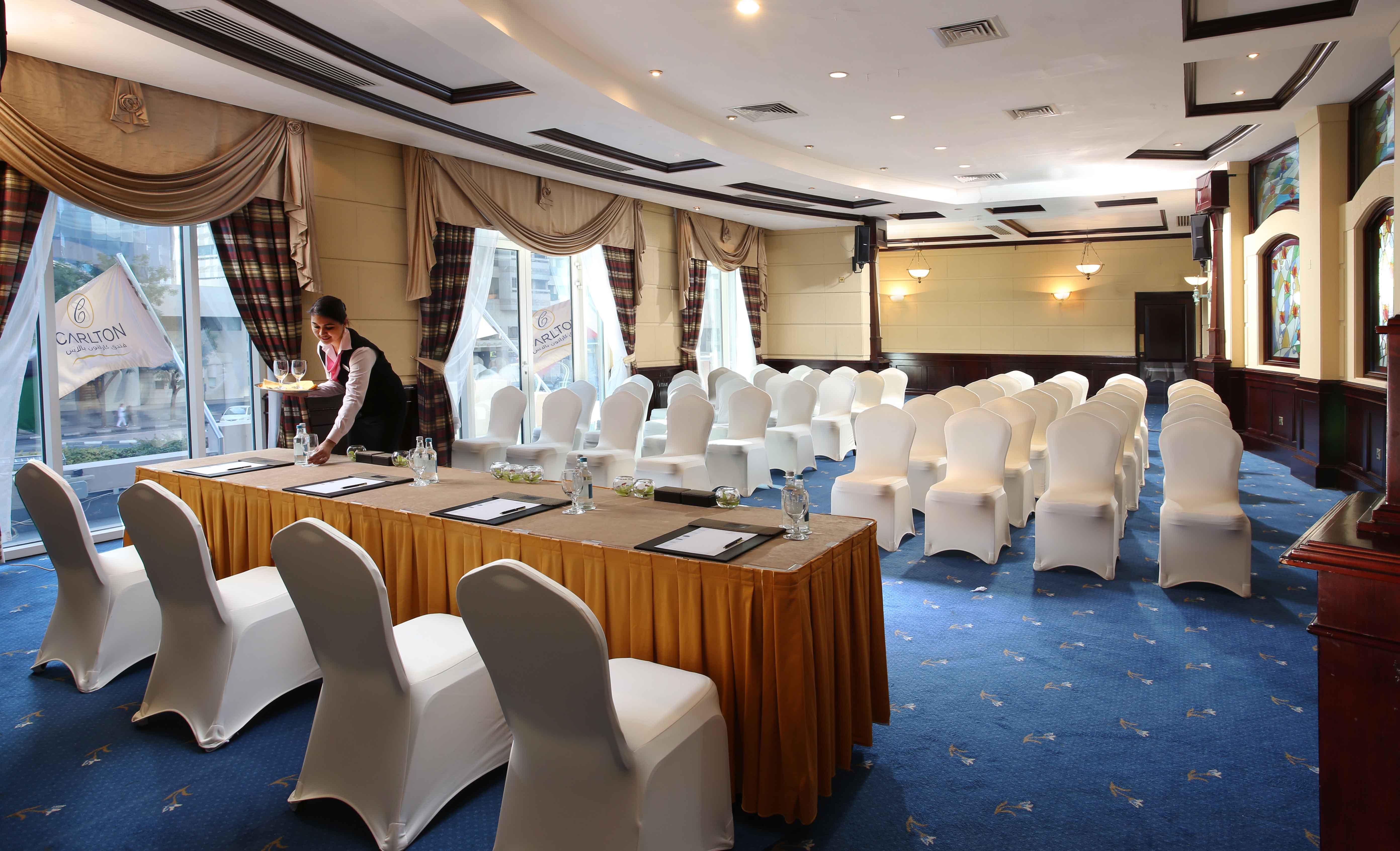 Knight Castle Hotel Dubai Dış mekan fotoğraf Meeting room